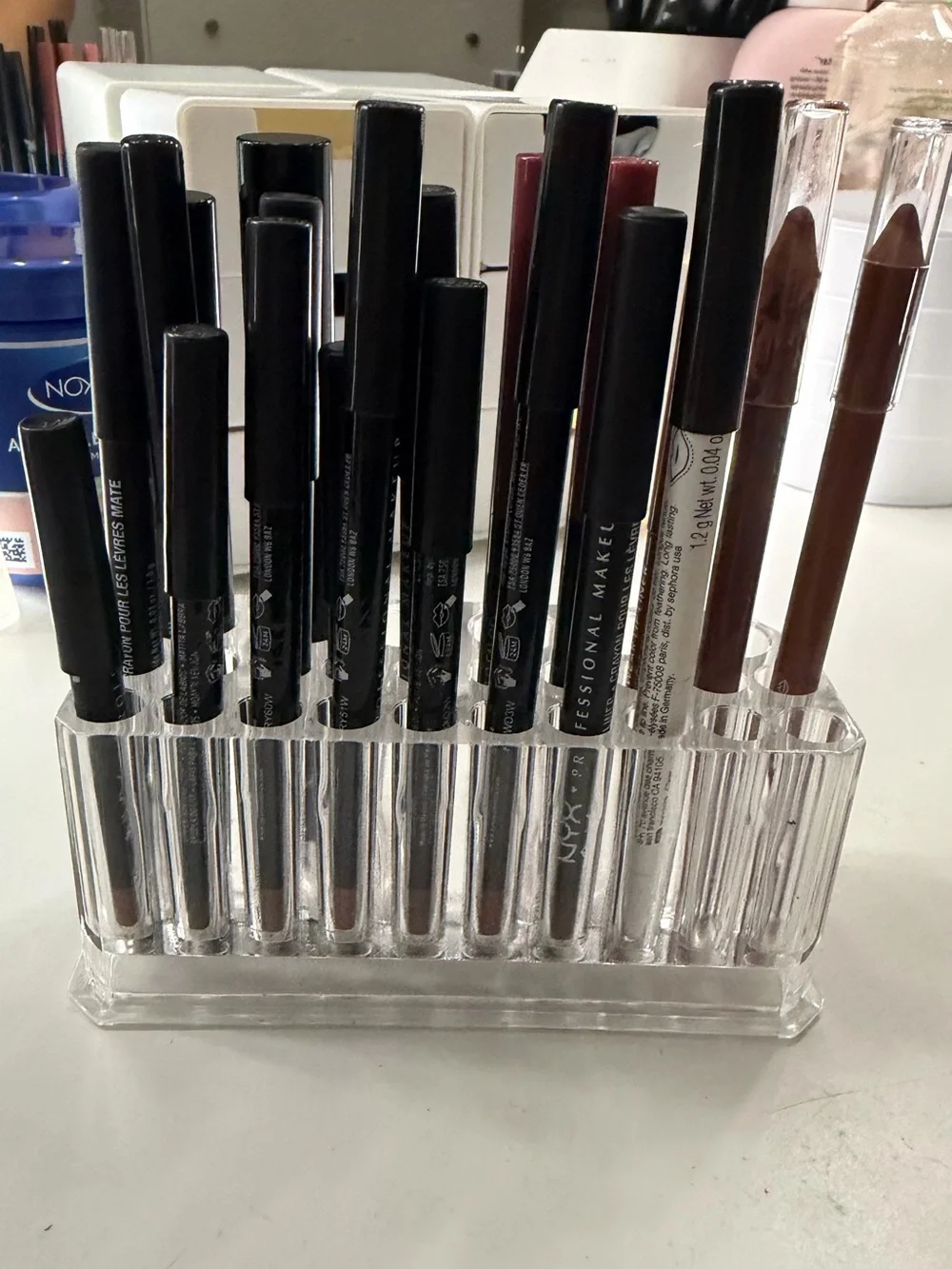 Clear Acrylic Makeup Pencil & Brush Organizer - Transparent Cosmetic Holder